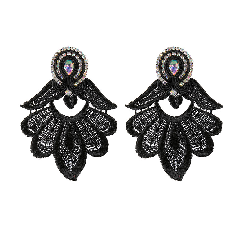 Ethnic Fashion Wear - ต่างหูแฟชั่นสำหรับผู้หญิง เครื่องประดับอัญมณี ต่างหูซูตาช ต่างหูลูกไม้ห้อยระย้า ต่างหูเจ้าสาวหลากสีสัน เทรนด์ใหม่